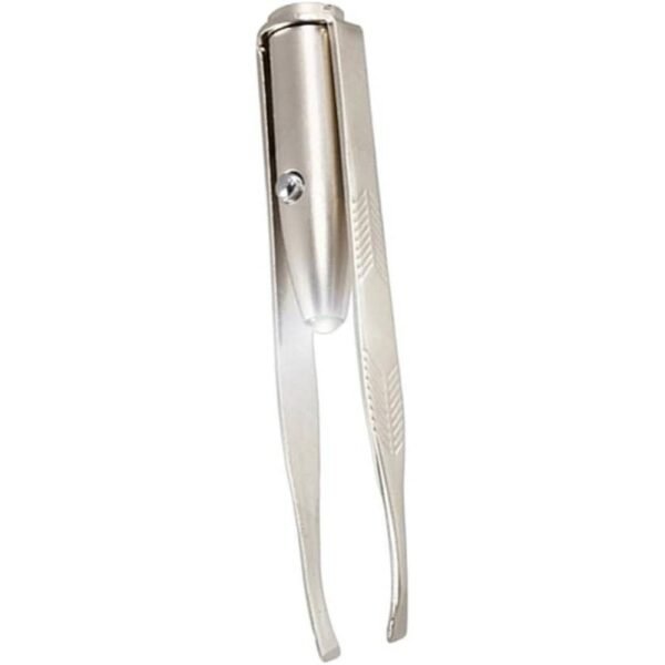 Ipetboom Eyebrow Tweezers Pinza De Pestañas Tweezers With Bright LED Light On/Off Switch allows you to clearly see and ensure hair removal, compact and practical, easy to carry and store.